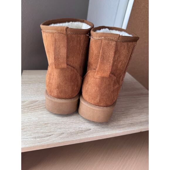 Women's Brown Faux Fur Lined Winter Boots - Size 6 - Picture 7 of 7